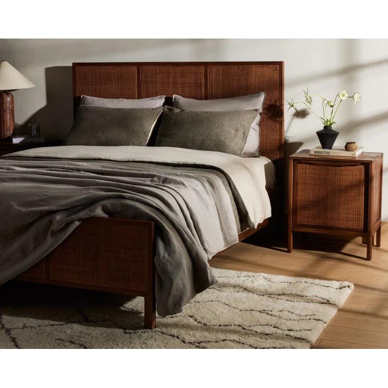 Sydney Bed