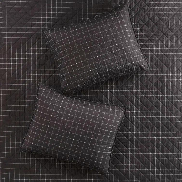 Timber 3 Piece Reversible Printed Quilt Set