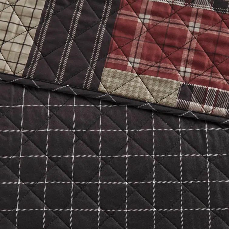 Timber 3 Piece Reversible Printed Quilt Set