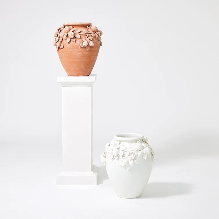 Global Views Villa Limone Urn-Matte White