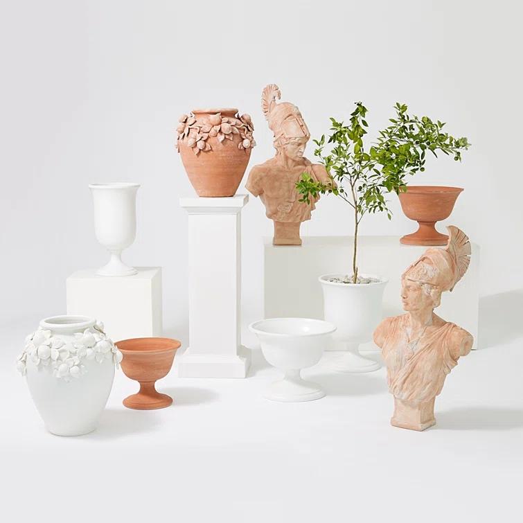 Global Views Villa Limone Urn-Matte White
