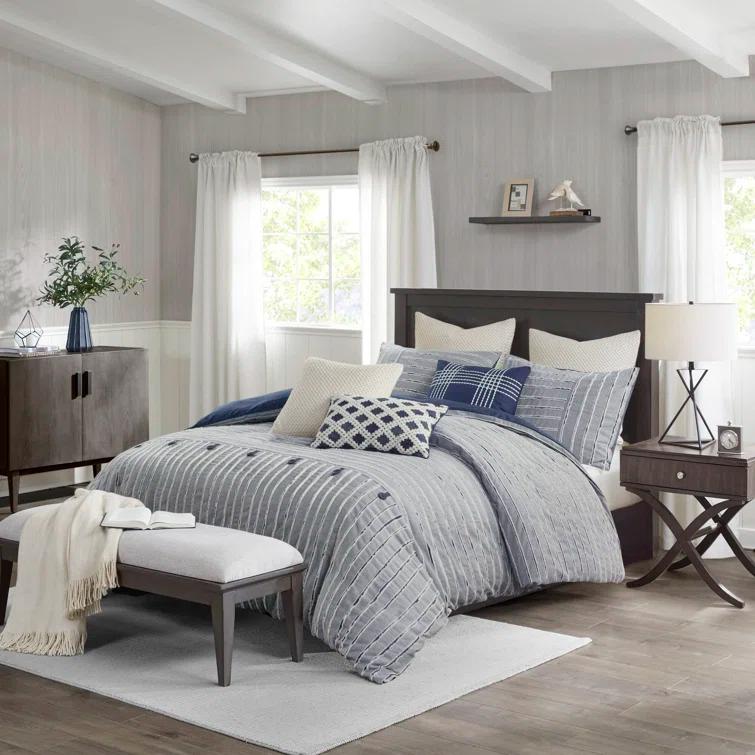 Madison Park Signature Essence Oversized Cotton Clipped Jacquard Comforter Set
