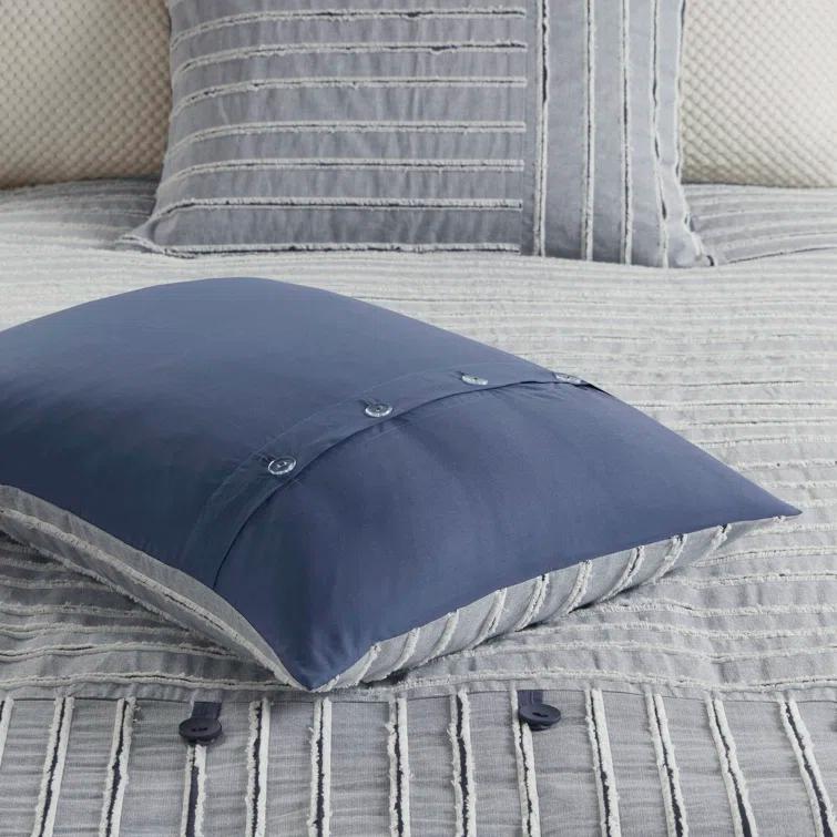 Madison Park Signature Essence Oversized Cotton Clipped Jacquard Comforter Set