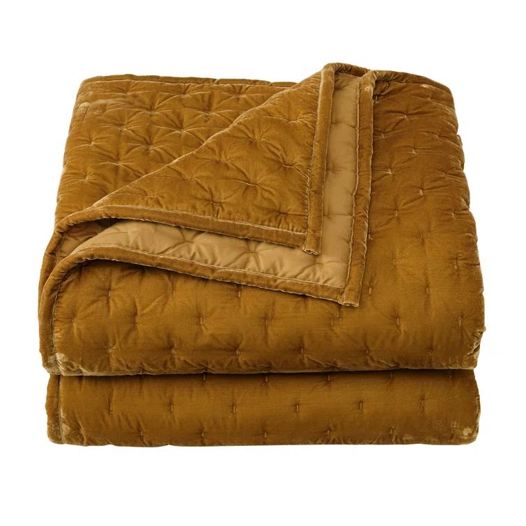 Stella Faux Silk Velvet Classic Chic Modern Rustic Romantic Western 3 Piece Quilt Set