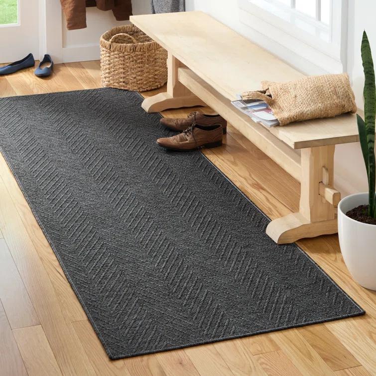 TOWN & COUNTRY BASICS Pax Herringbone Textured Solid Machine Washable Area Rug Black