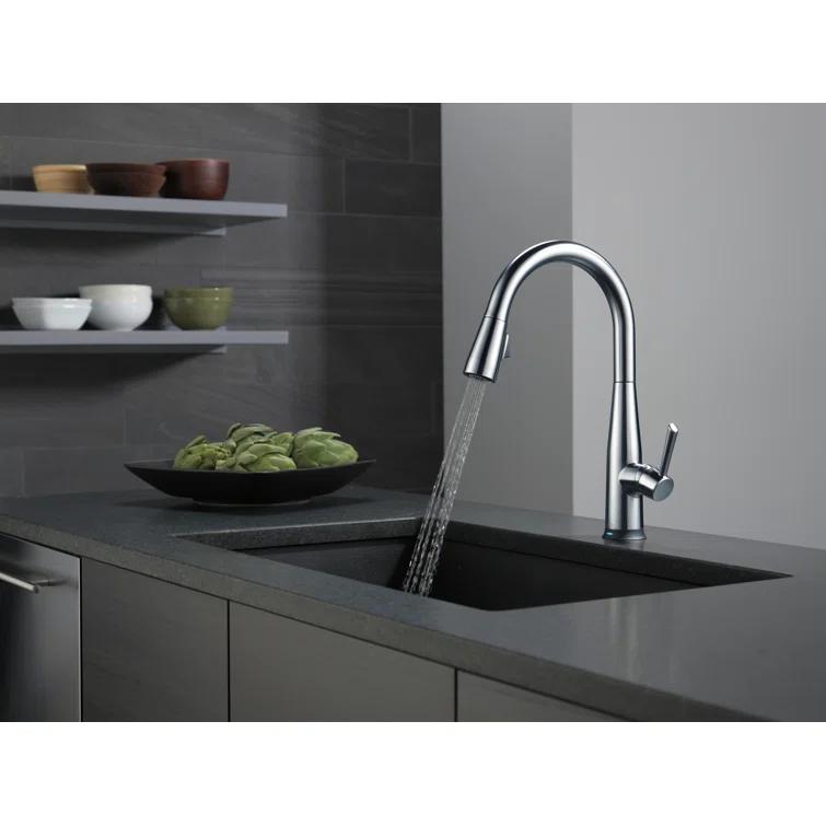 Essa Pull Down Single Handle Kitchen Faucet with MagnaTite Docking and Touch2O Technology