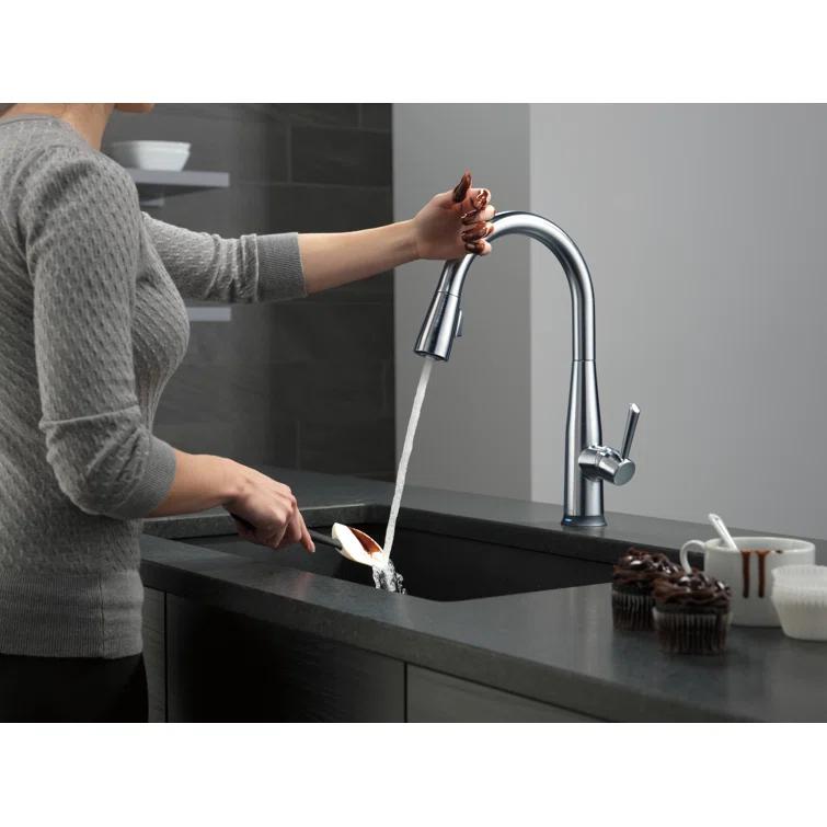 Essa Pull Down Single Handle Kitchen Faucet with MagnaTite Docking and Touch2O Technology