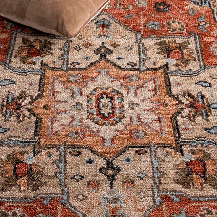 Oriental Hand Knotted Wool Oriental Rug