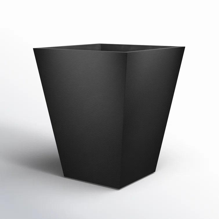 Pro Series Linear Thirty Planter