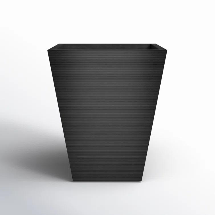 Pro Series Linear Thirty Planter