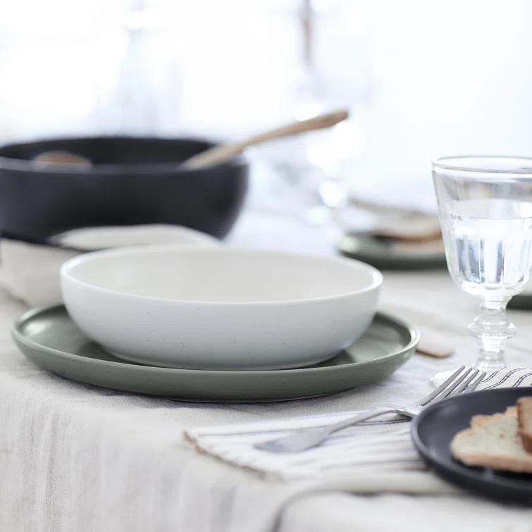 Pacifica Stoneware Dinnerware by Casafina - Vanilla / 5-Piece Set