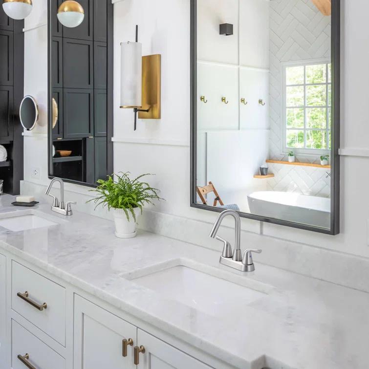 Centerset 2-handle Bathroom Faucet with Drain Assembly