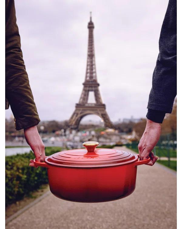 Le Creuset ® Signature 7.25-Qt. Caribbean Blue Enameled Cast Iron Dutch Oven