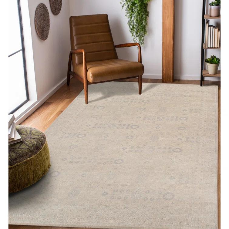 Gray Hand-knotted Wool and Viscose 10' x 14' Area Rug