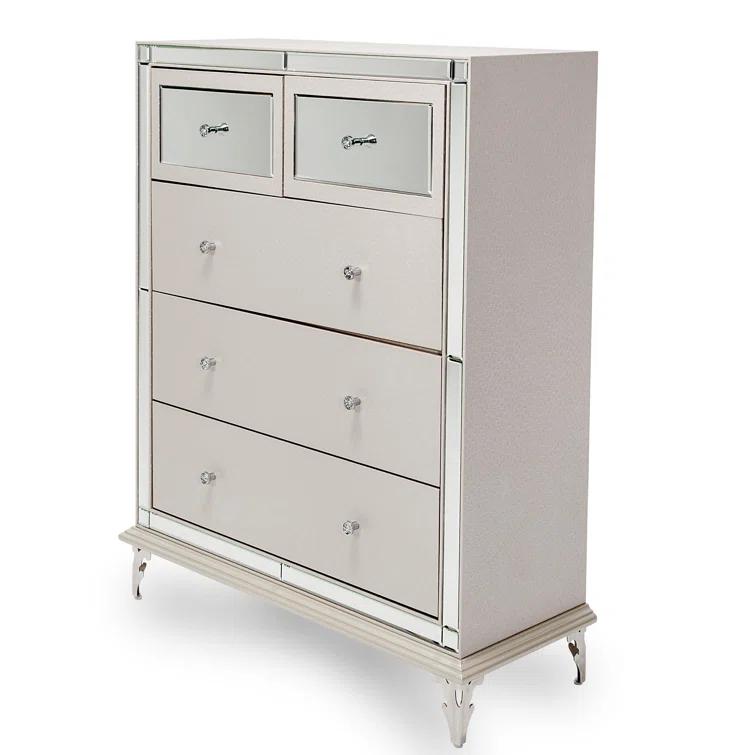 40.25'' W 5 - Drawer Dresser