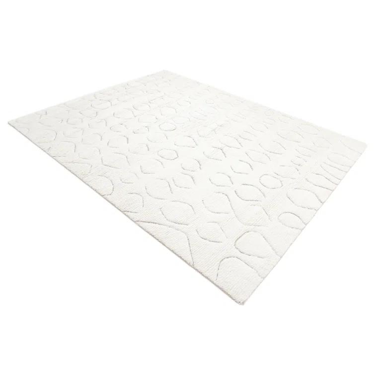 Abstract Area Rug in Ivory/Black
