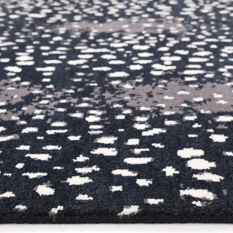 Louis Animal Print Area Rug in Black/White/Gray