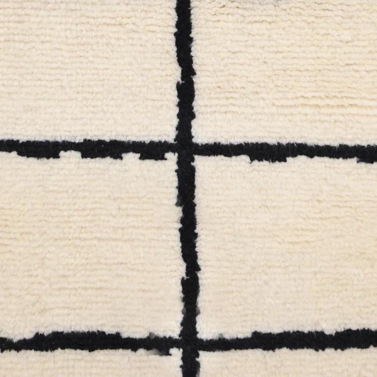 Hoxton Ivory/Black Rug