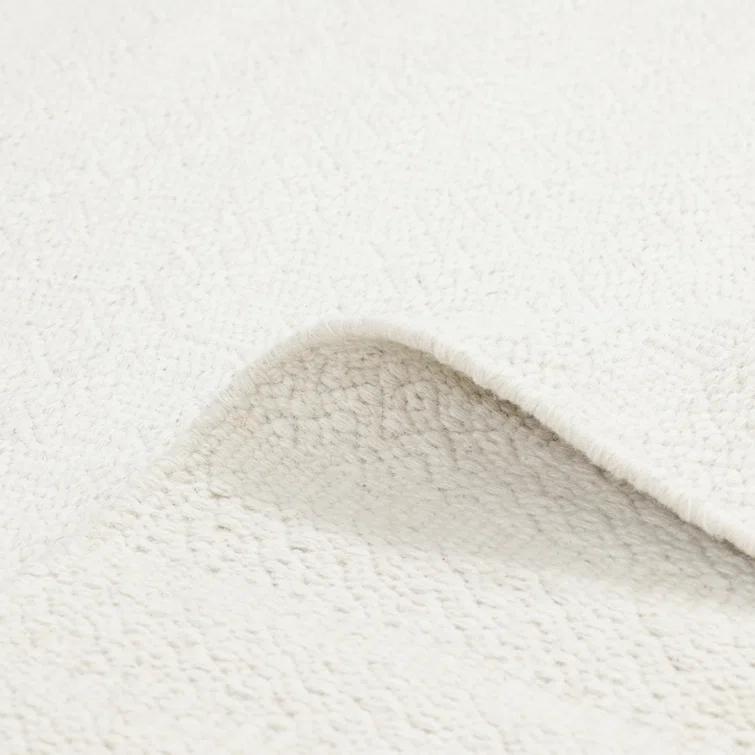 Chatham Geometric Area Rug in Ivory