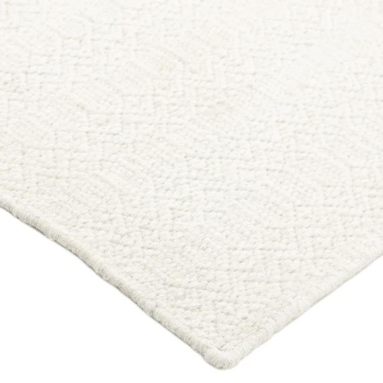 Chatham Geometric Area Rug in Ivory