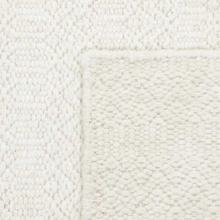Chatham Geometric Area Rug in Ivory