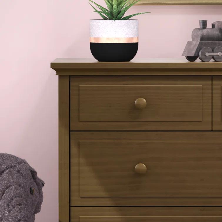 Universal Select 3 Drawer Dresser