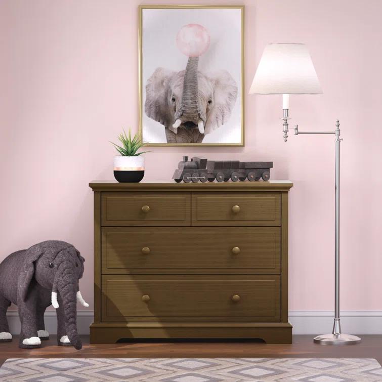 Universal Select 3 Drawer Dresser
