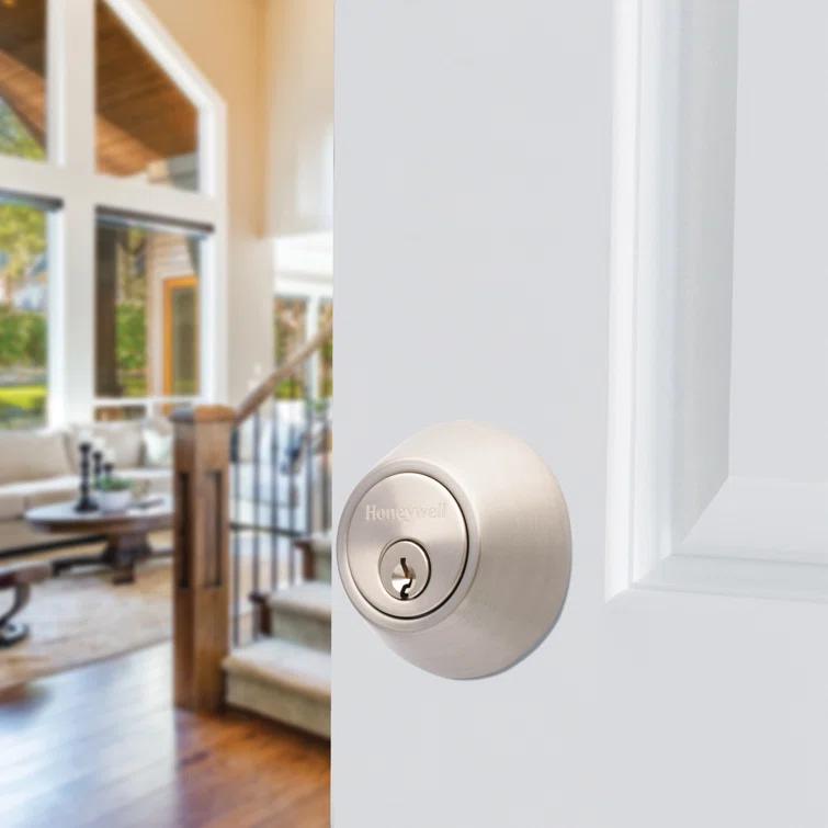 Honeywell 8111309 Single Cylinder Deadbolt
