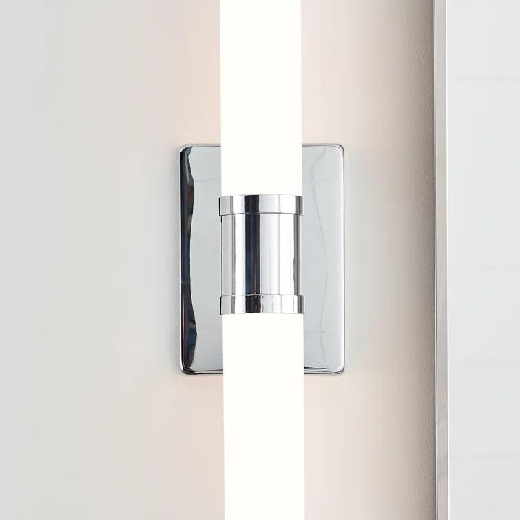 Helden 2 Light Frosted Dimmable Bath Bar