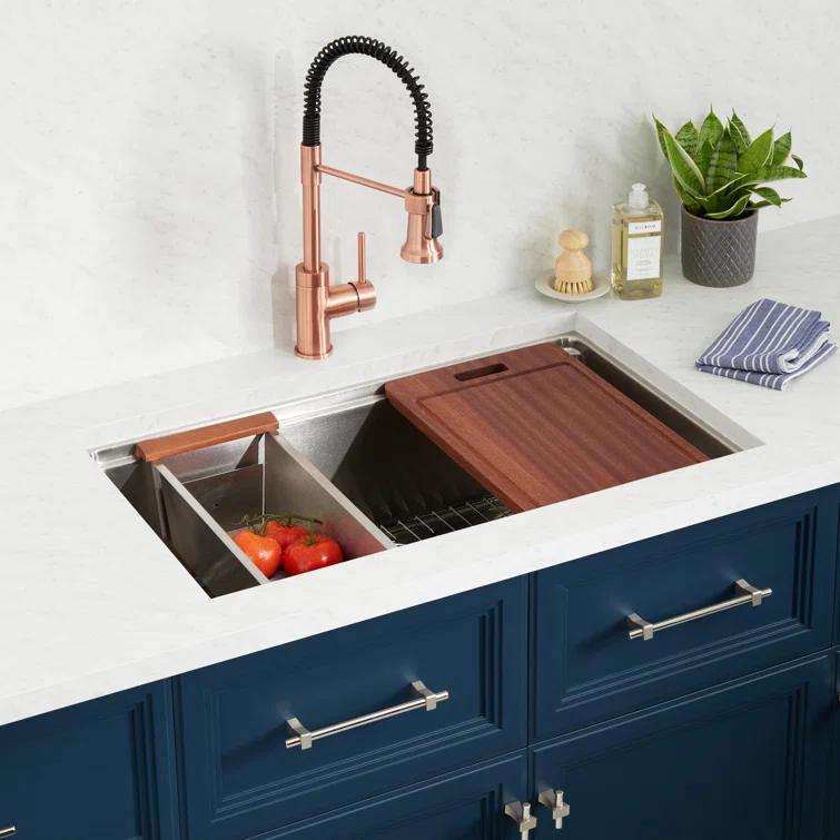 Signature Hardware 481916 Melbrook 31 "L Undermount Kitchen Sink With Accessories