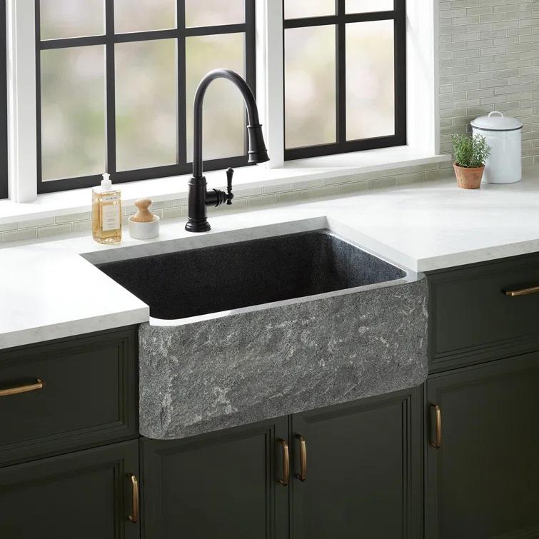 Finbrook 33" L Farmhouse / Apron Kitchen Sink