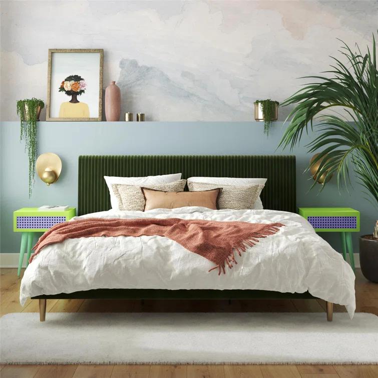 Daphne Upholstered Platform Bed
