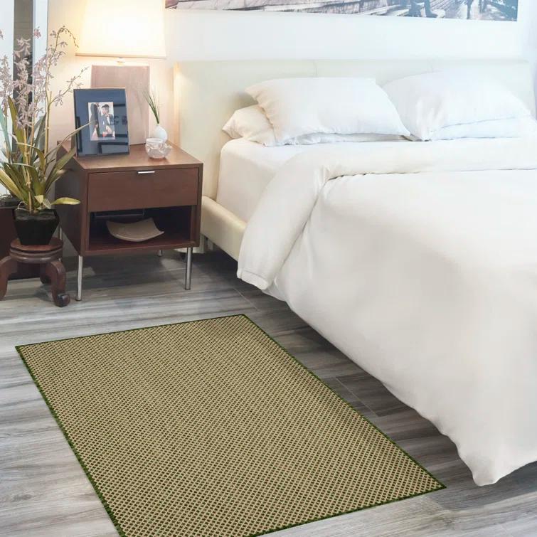 Hartigan Green Modern Indoor/Outdoor Rug