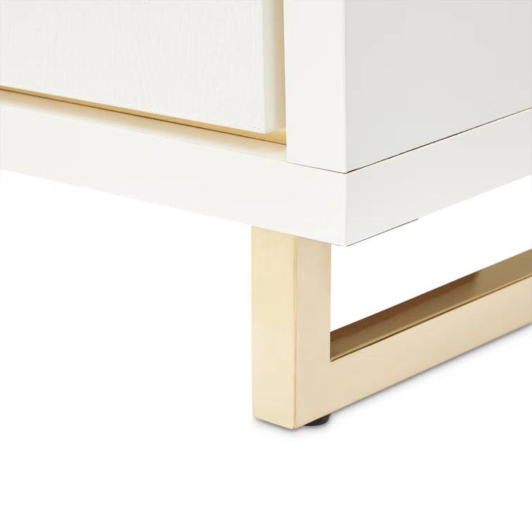 Palm Gate Dresser With Mirror - Cloud White