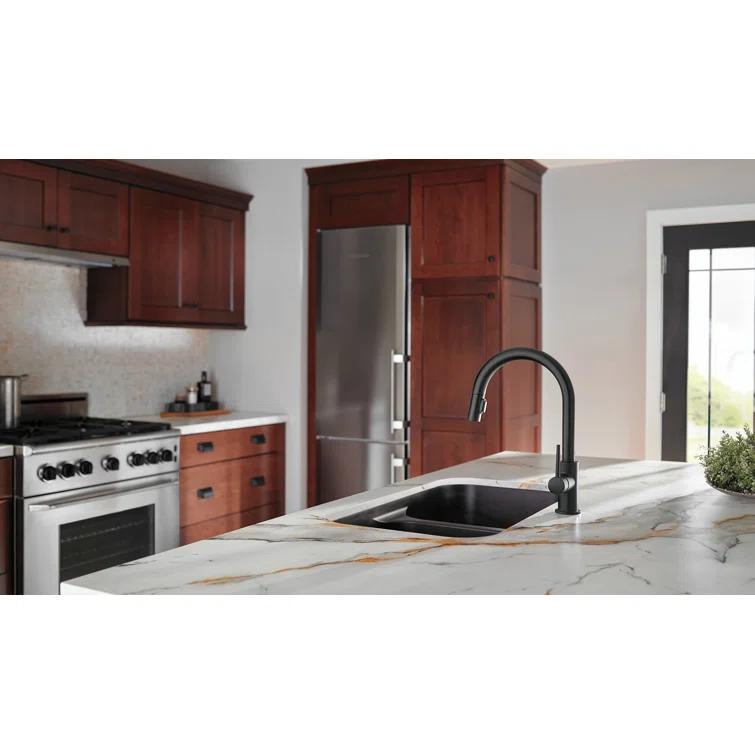 Trinsic Pull Down Sprayer Kitchen Sink Faucet, Single Handle Kitchen Faucet