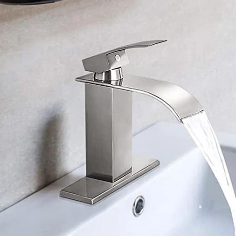 Bathroom Faucet, Single Handle Bathroom Faucets for 1 or 3 Hole Bathroom Sink Faucet