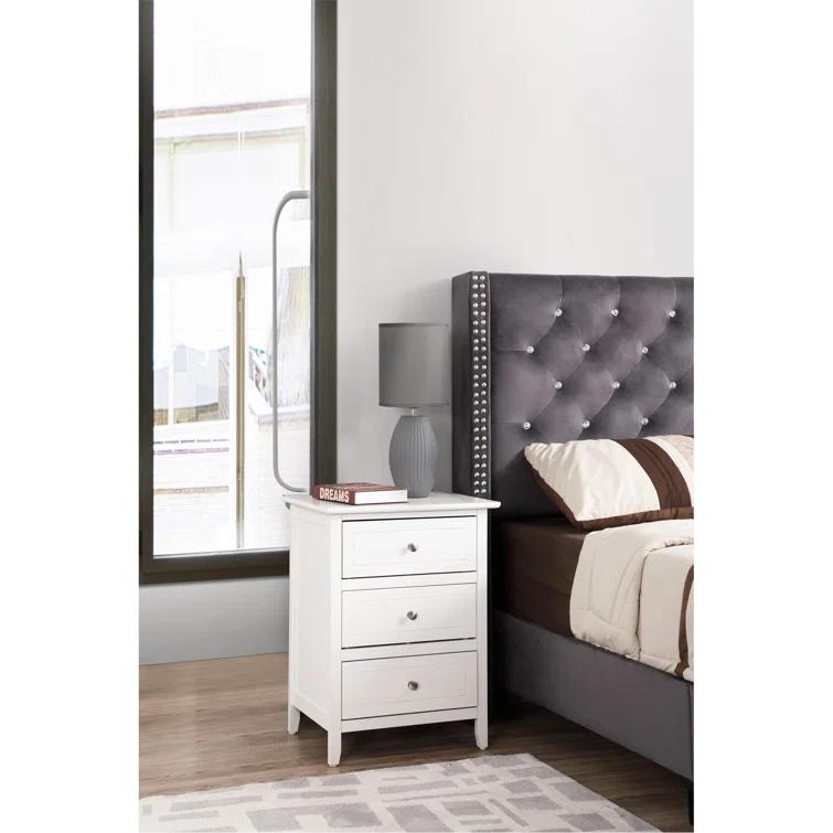 Daniel 19'' W Nightstand
