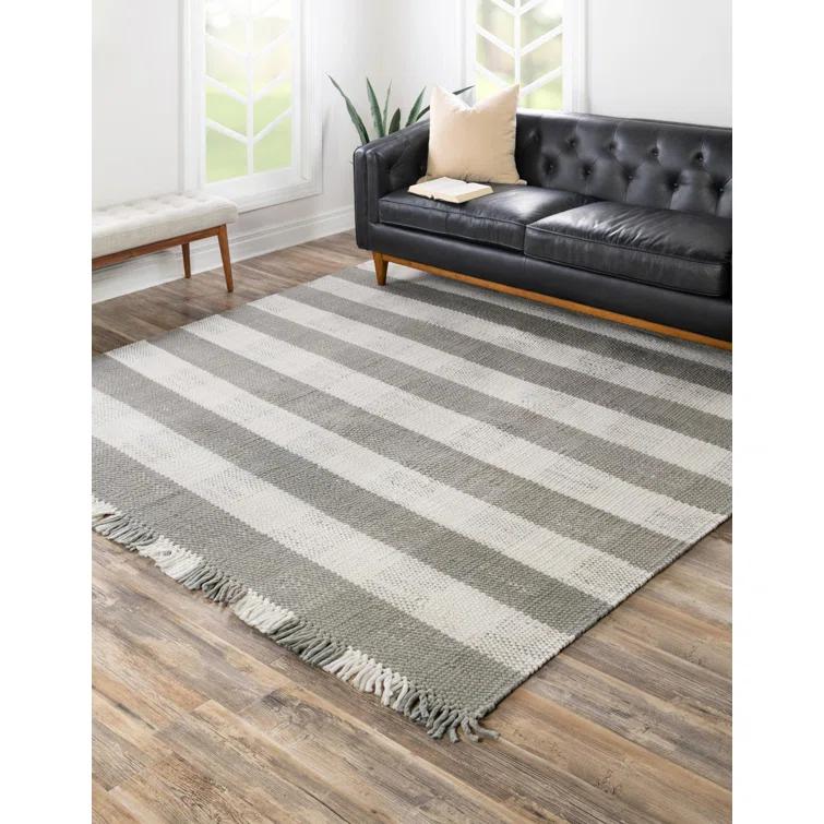 Mary-Jean Plaid Indoor / Outdoor Rug