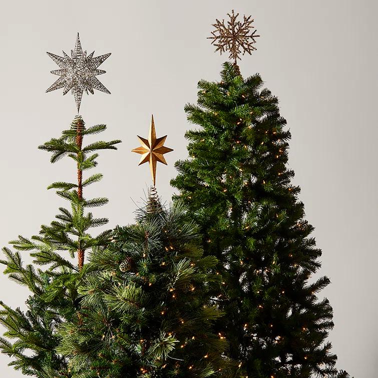 National Tree Company 9' Pre-lit Carolina Pine Artificial Christmas Tree with 900 Clear Lights