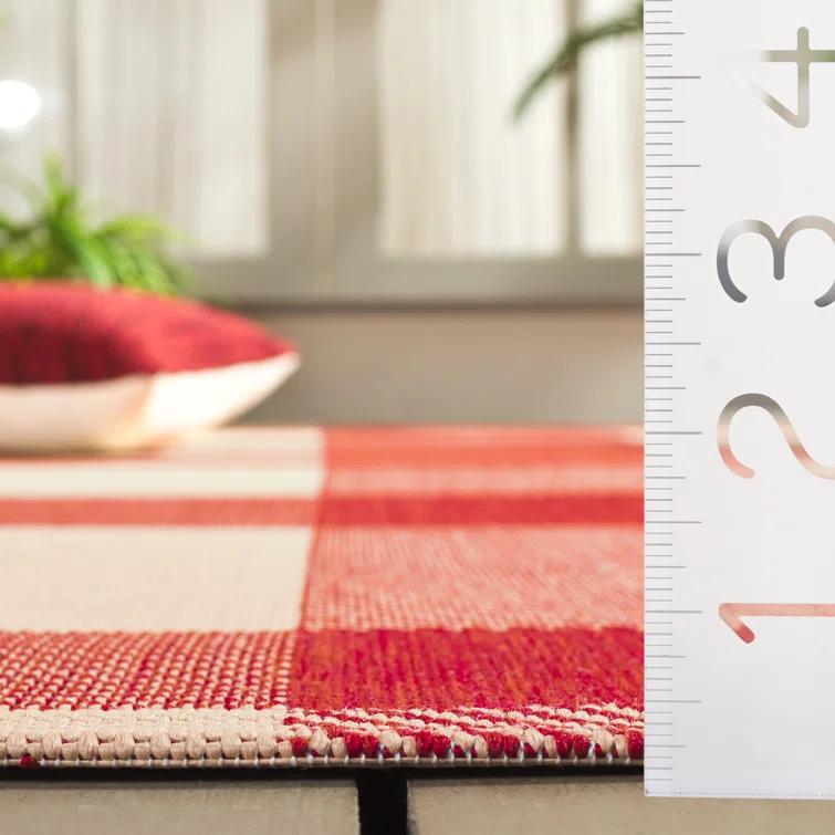 Courtyard Performance Plaid Rug