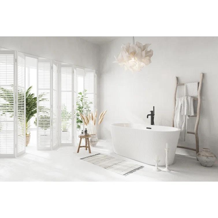 59 Inch Bathtub in Glossy White with Trim