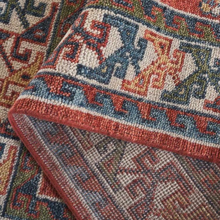 Safavieh Hand Knotted Wool Oriental Rug