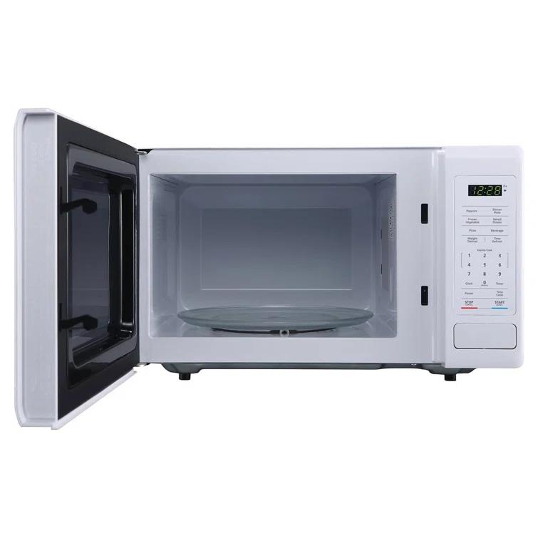 Magic Chef 0.9 Cubic Feet 900 Watt Countertop Microwave