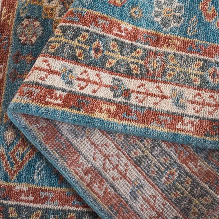 Safavieh Hand Knotted Wool Oriental Rug