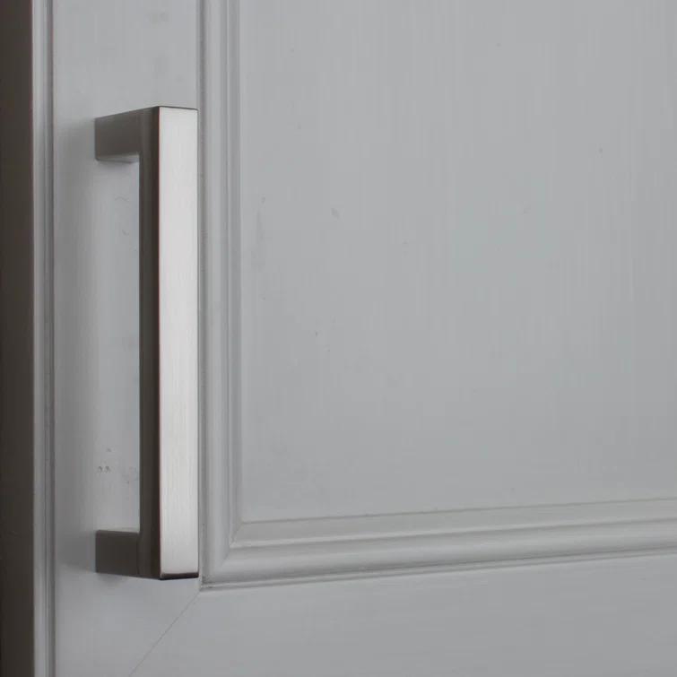 Kingston Collection Solid Square Bar Pull