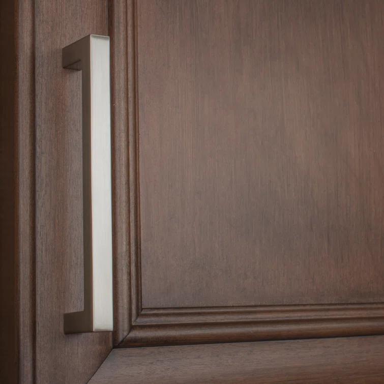 Kingston Collection Solid Square Bar Pull
