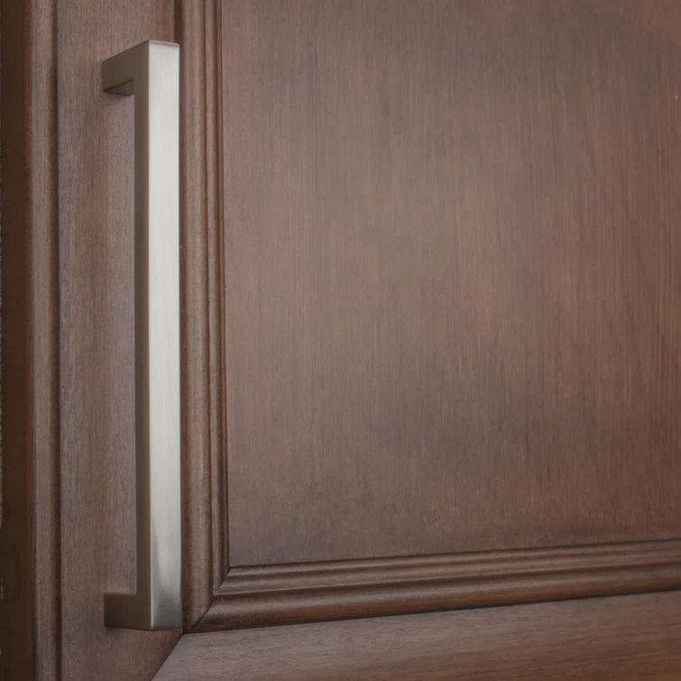 Kingston Collection Solid Square Bar Pull