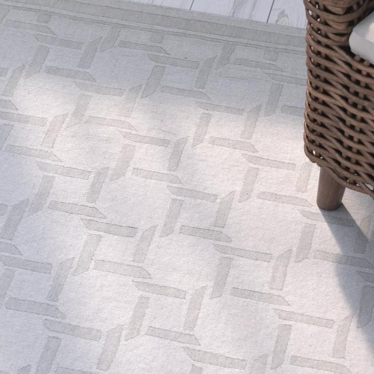 Resort Martha Stewart Hand Tufted Wool Geometric Rug
