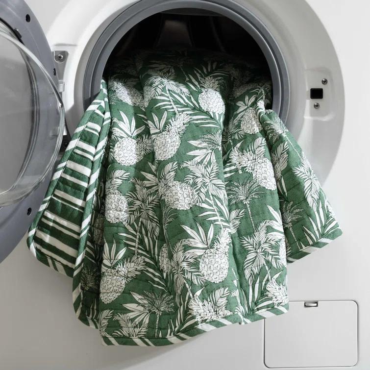 Tommy Bahama Home Pineapple Venture Tropical Cotton Floral Quilt Set