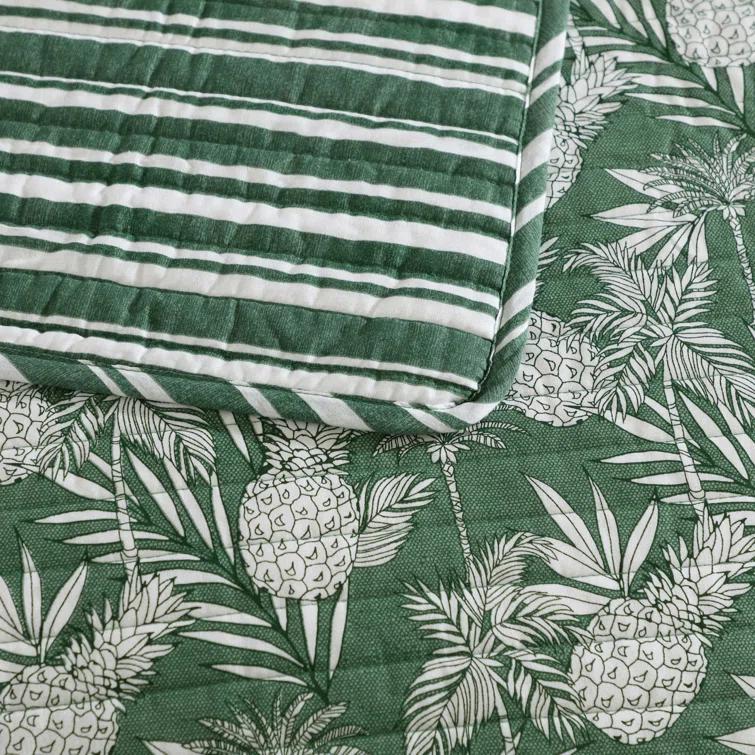 Tommy Bahama Home Pineapple Venture Tropical Cotton Floral Quilt Set